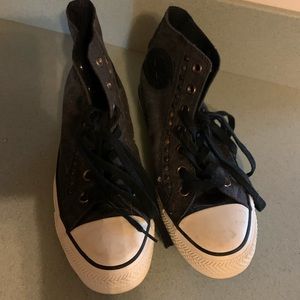 Black Converse